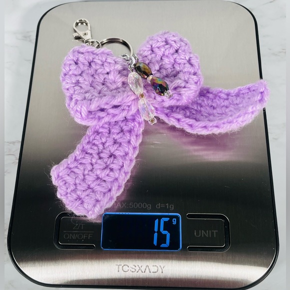 Purple Crochet Bow Bag Charm Keychain - Picture 6 of 6